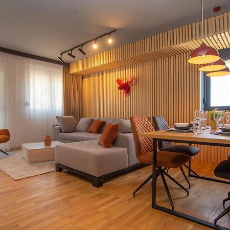 Stylish Two Bedroom Apartment At Ljubovic-Hill Park Ποντγορίτσα Εξωτερικό φωτογραφία