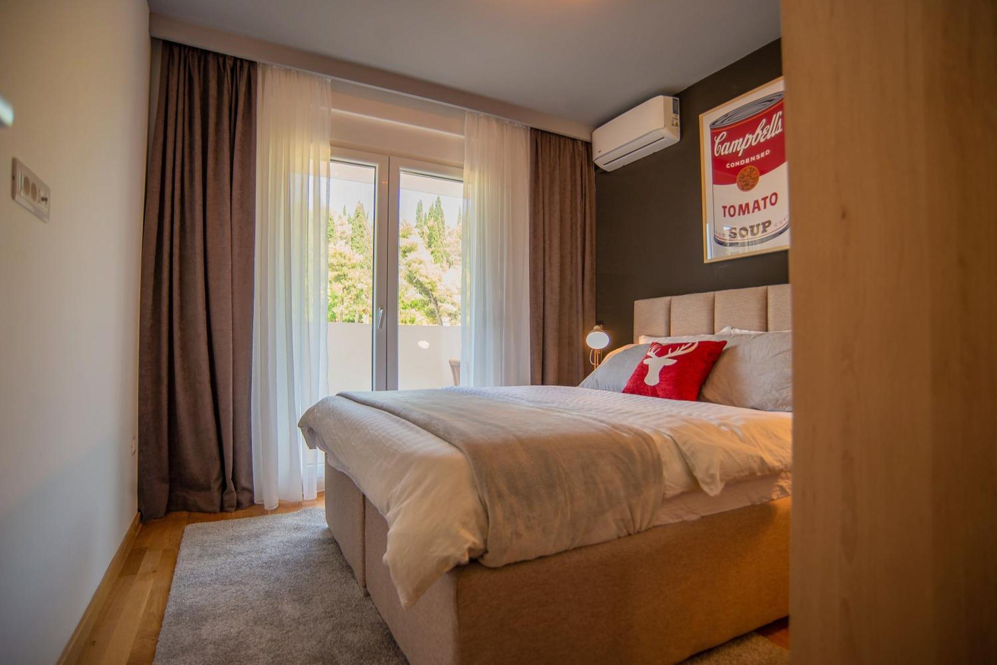 Stylish Two Bedroom Apartment At Ljubovic-Hill Park Ποντγορίτσα Εξωτερικό φωτογραφία